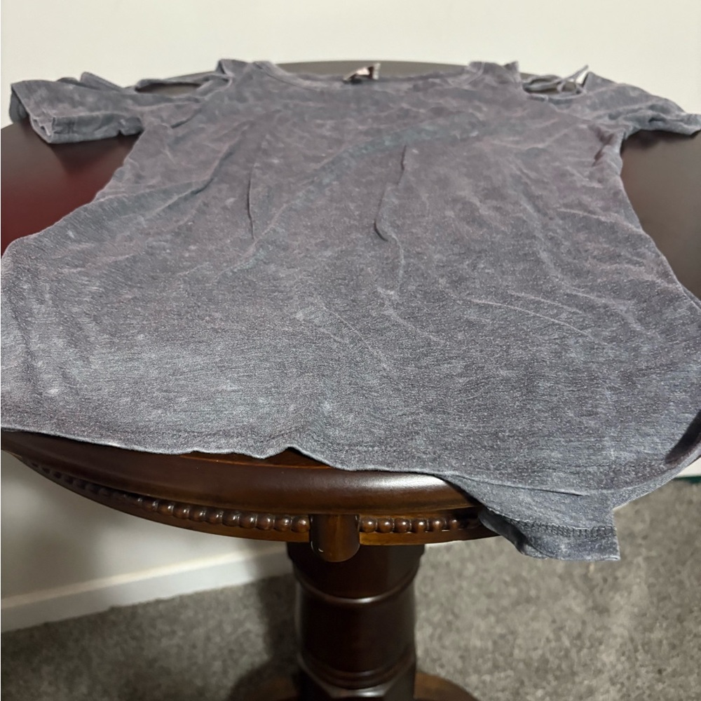 Gray Short Sleeve Women's Tee